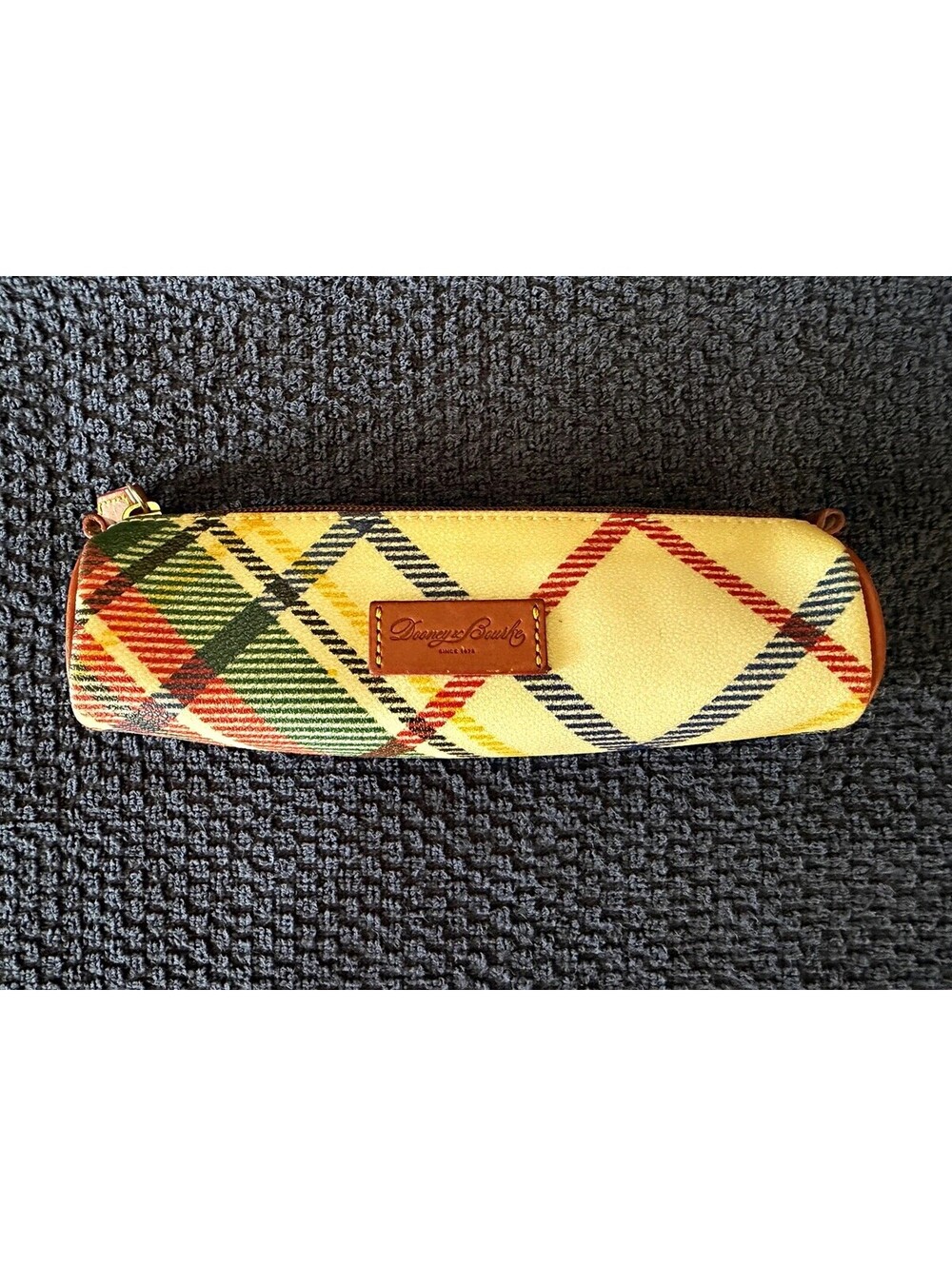 Dooney & Bourke White Plaid Zipper Bag 8”